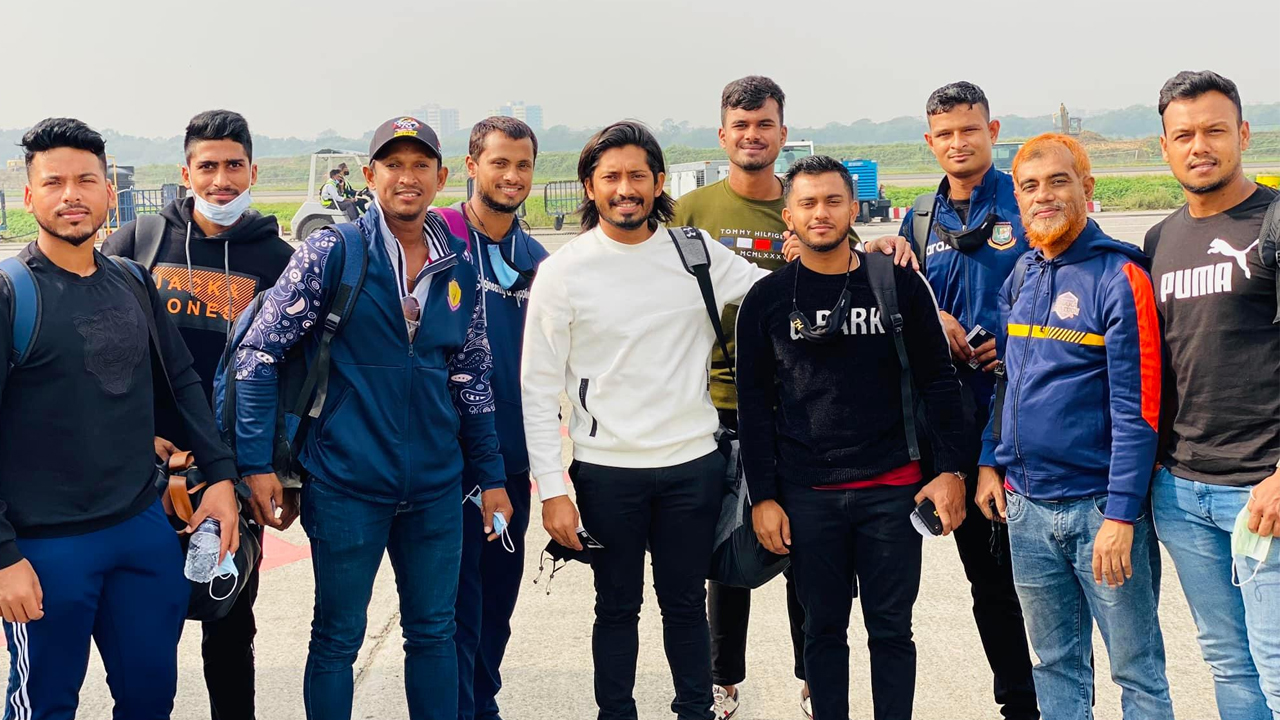 বিজয়-জাকিরদের বেতন বাড়াচ্ছে বিসিবি