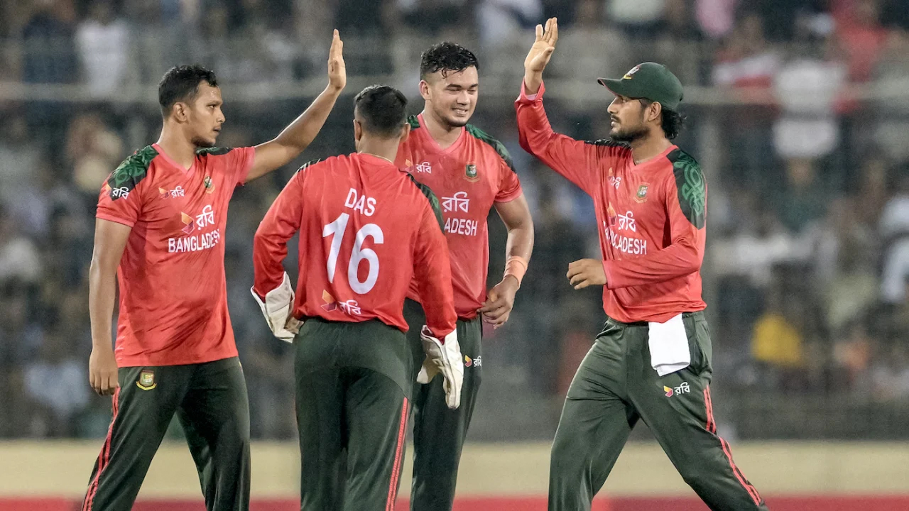 চমক রেখেই এশিয়া কাপের স্কোয়াড ঘোষণা করল বাংলাদেশ