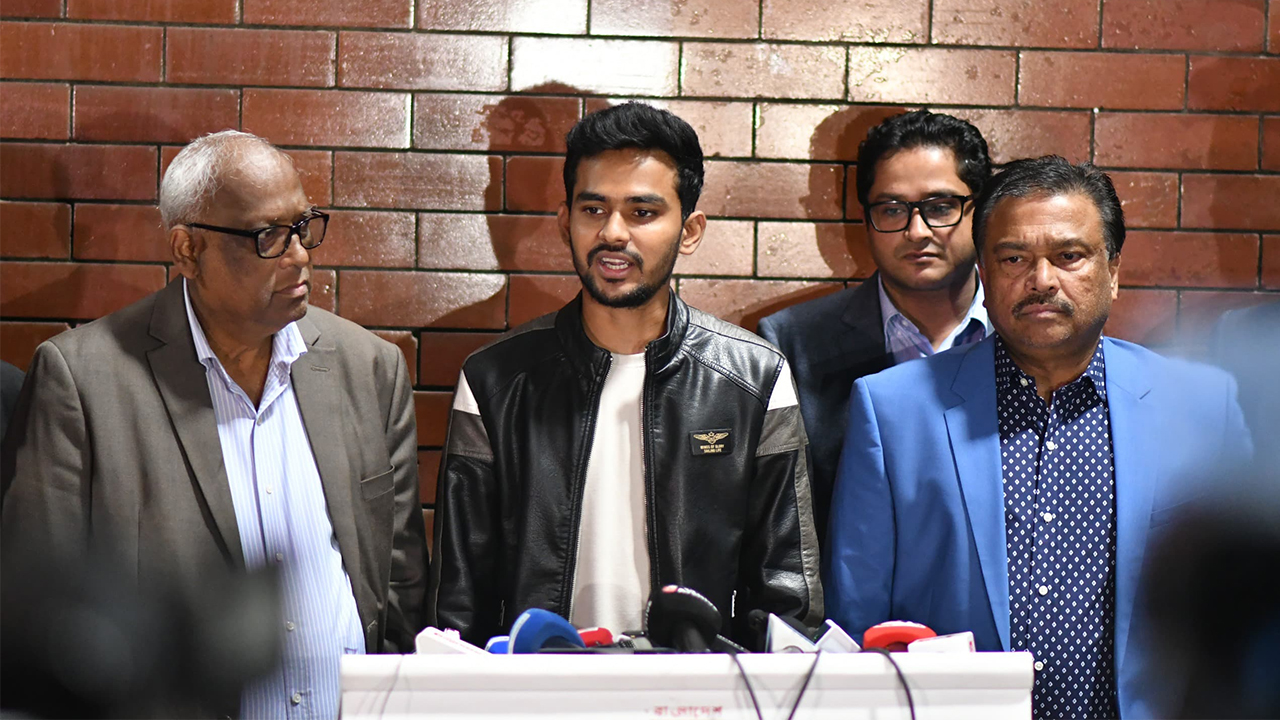 ফারুক আহমেদের জায়গা হারানোর কারণ তাহলে এই!