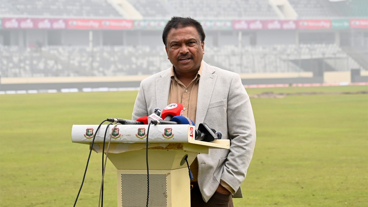 বিসিবির ২৫০ কোটি টাকা নয়ছয়: দায়মুক্ত ফারুক আহমেদ