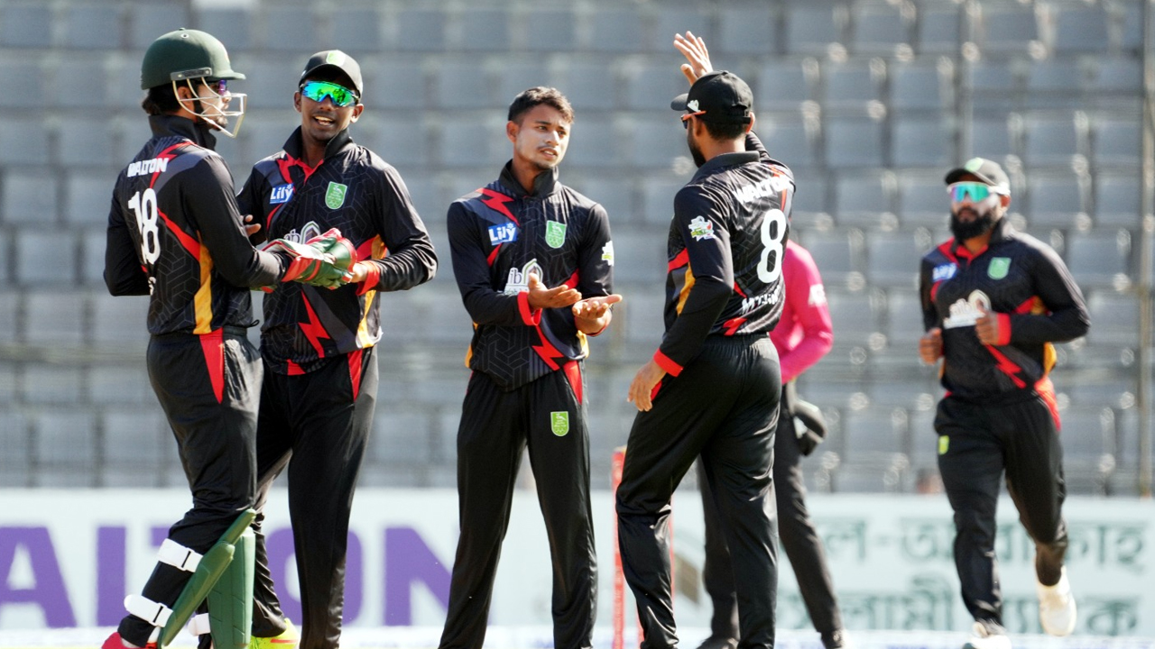 খুলনার অধিনায়কত্ব করবেন জাতীয় দলে ৬১ ম্যাচ খেলা ক্রিকেটার