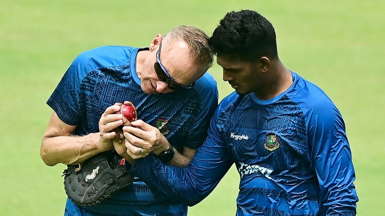 দুই ম্যাচে ৭ উইকেট, কতটা কঠিন ছিল মুশফিকের প্রত্যাবর্তন?