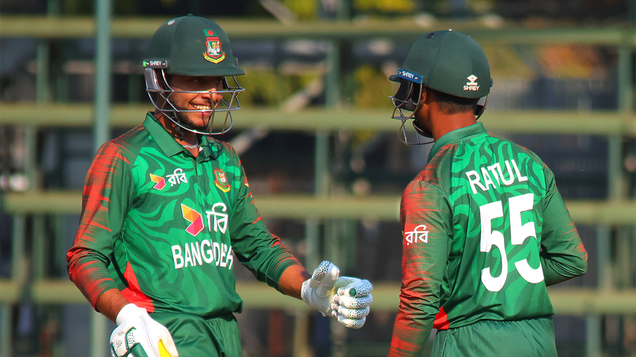 রাতুলের বীরত্বে ফের দক্ষিণ আফ্রিকাকে হারাল বাংলাদেশ