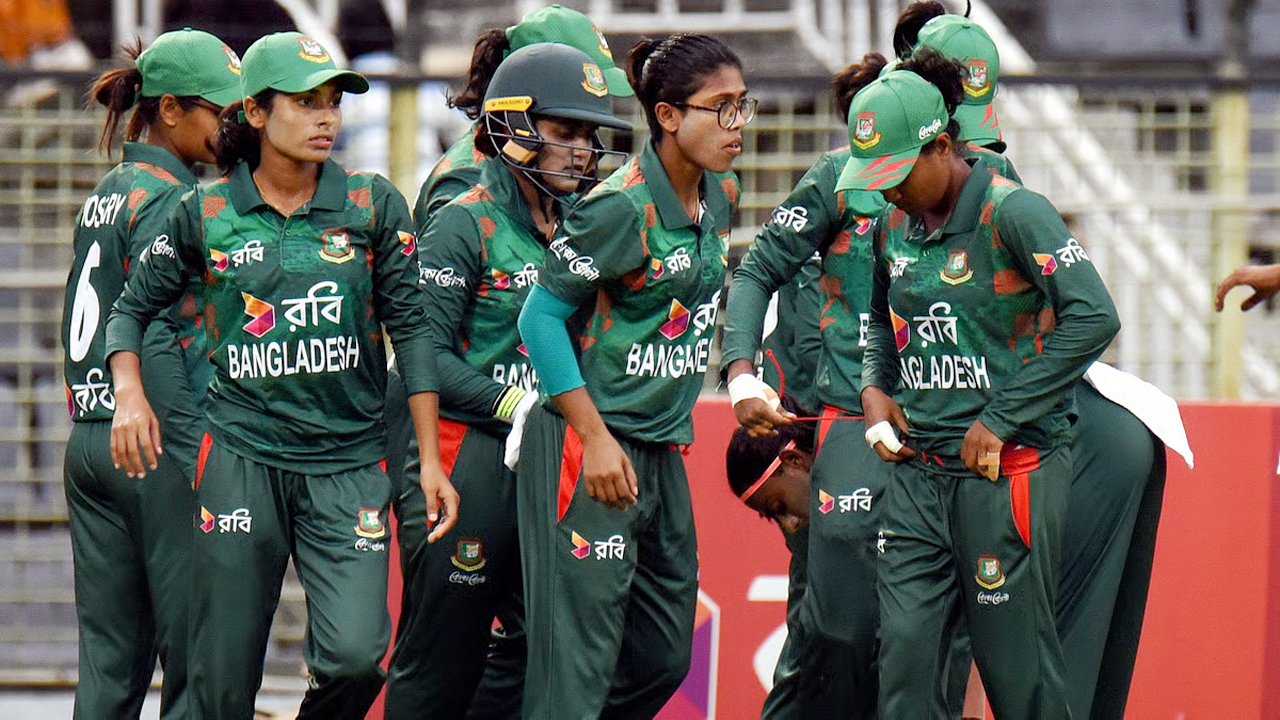 ছেলেদের বিপক্ষে খেলবে নারী দল, সূচি প্রকাশ