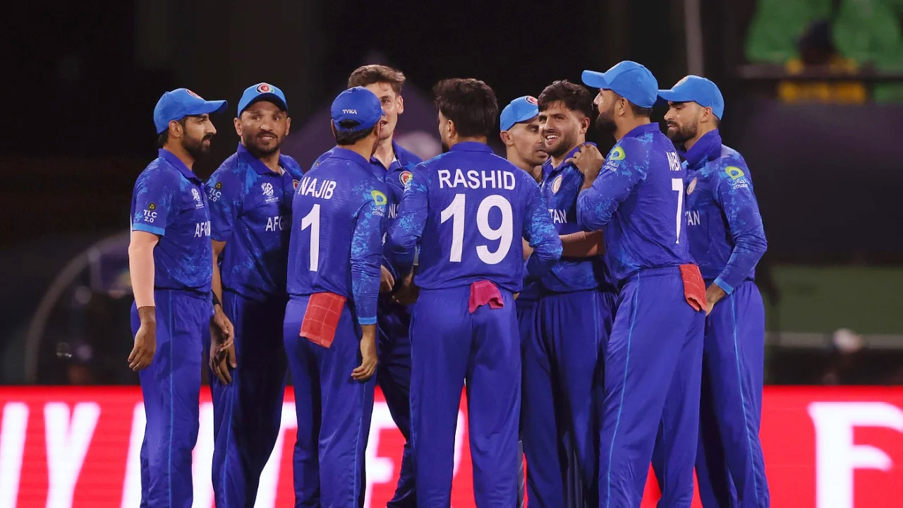 ১৮৪ উইকেট শিকার করা বোলারকে দলে ফেরাল আফগানিস্তান