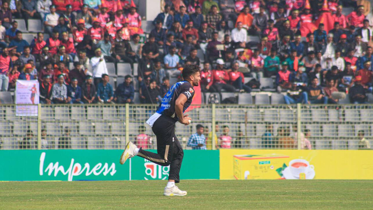 ভেন্যু বাড়ানোর গল্প শুনিয়ে কমাল বিসিবি