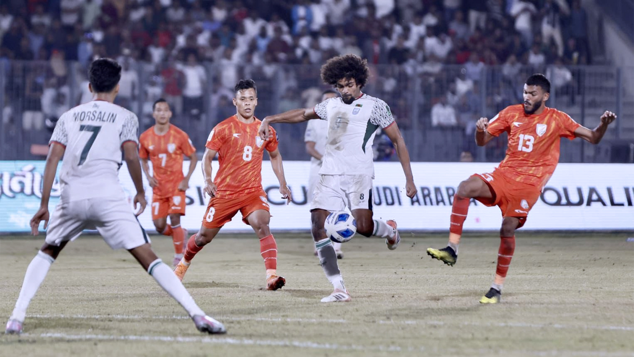 ভারতকে হারিয়ে কত টাকা পেলেন হামজারা