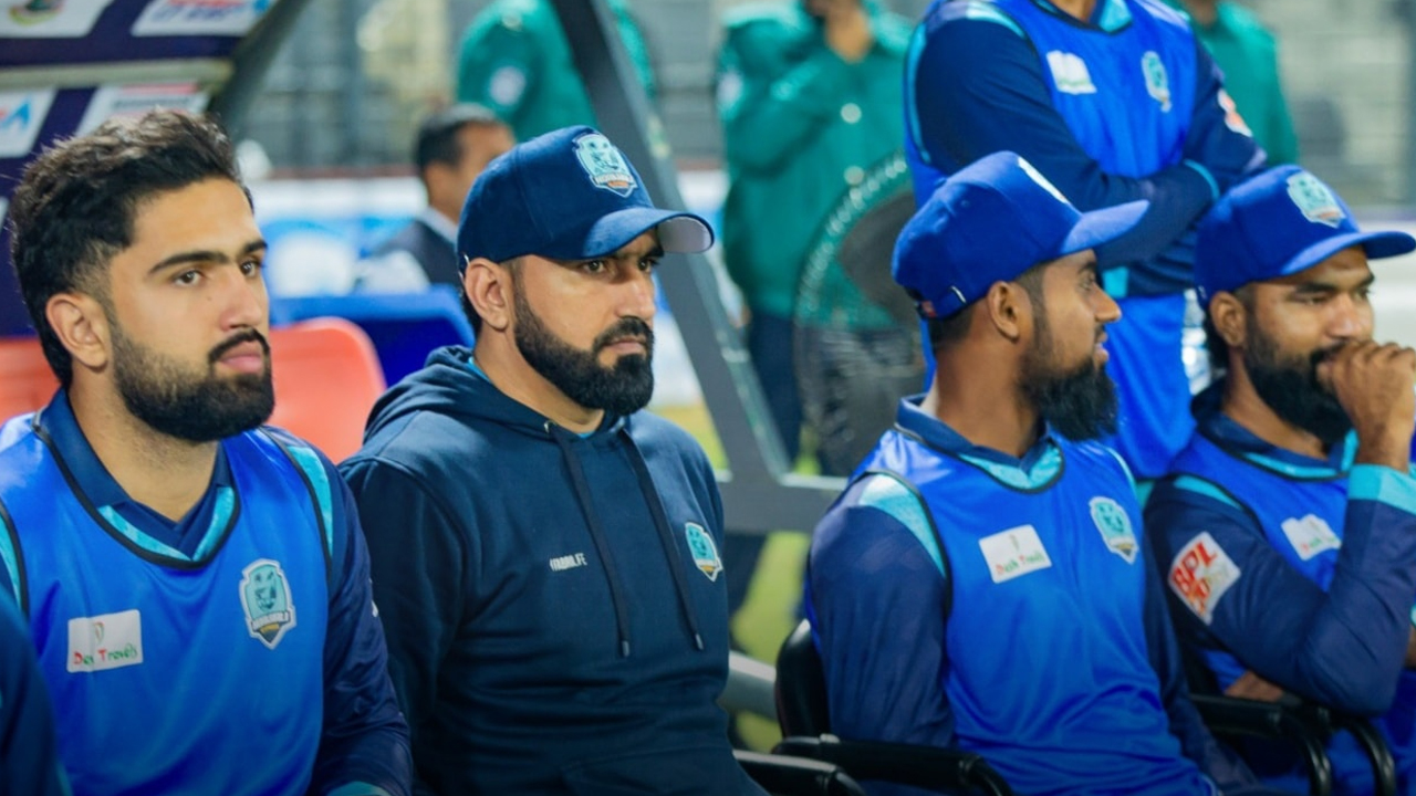 নজরদারিতে নোয়াখালীর কোচ