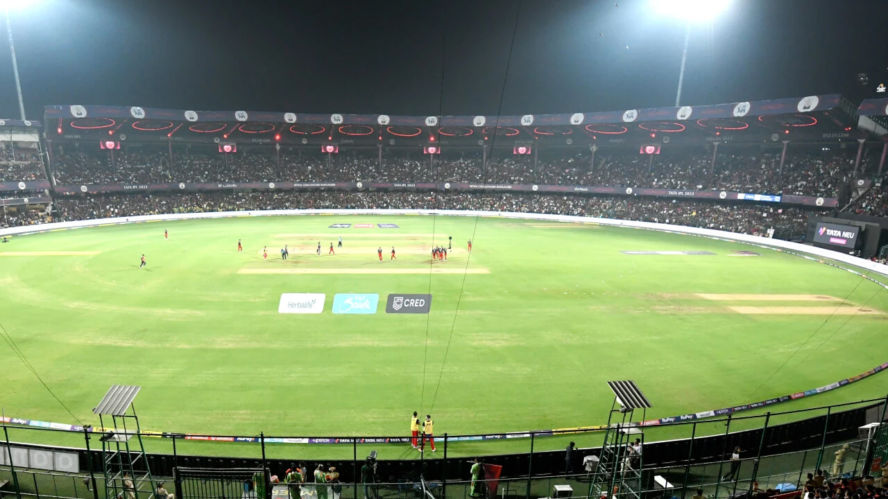 নিরাপত্তা শঙ্কায় পাল্টে গেল ম্যাচ ভেন্যু