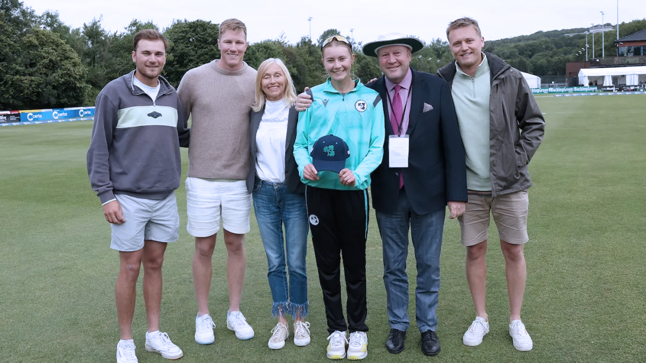 চার ভাইবোনের ক্রিকেট পরিবার নিয়ে যা বললেন ট্যাক্টর