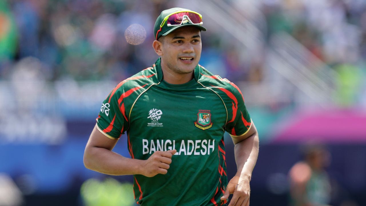 সুখবর পেলেন পিএসএলে দল না পাওয়া তাসকিন