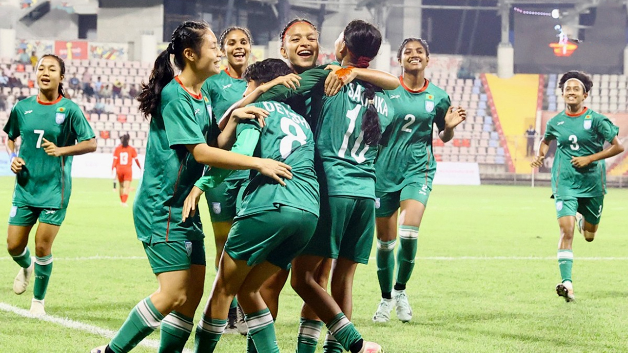 নেপালকে ৪-০ গোলে হারিয়ে সাফ চ্যাম্পিয়ন বাংলাদেশ