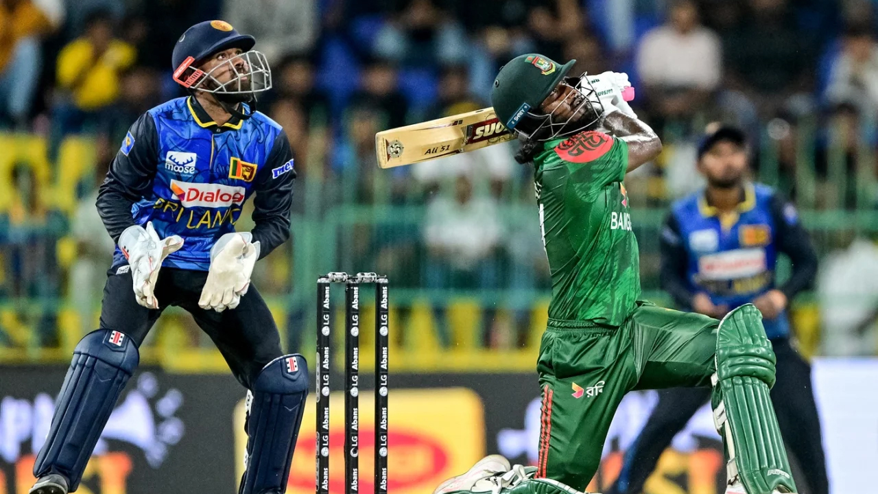 টি-টোয়েন্টি একাদশে কে ফিরলেন, কে বাদ পড়লেন?
