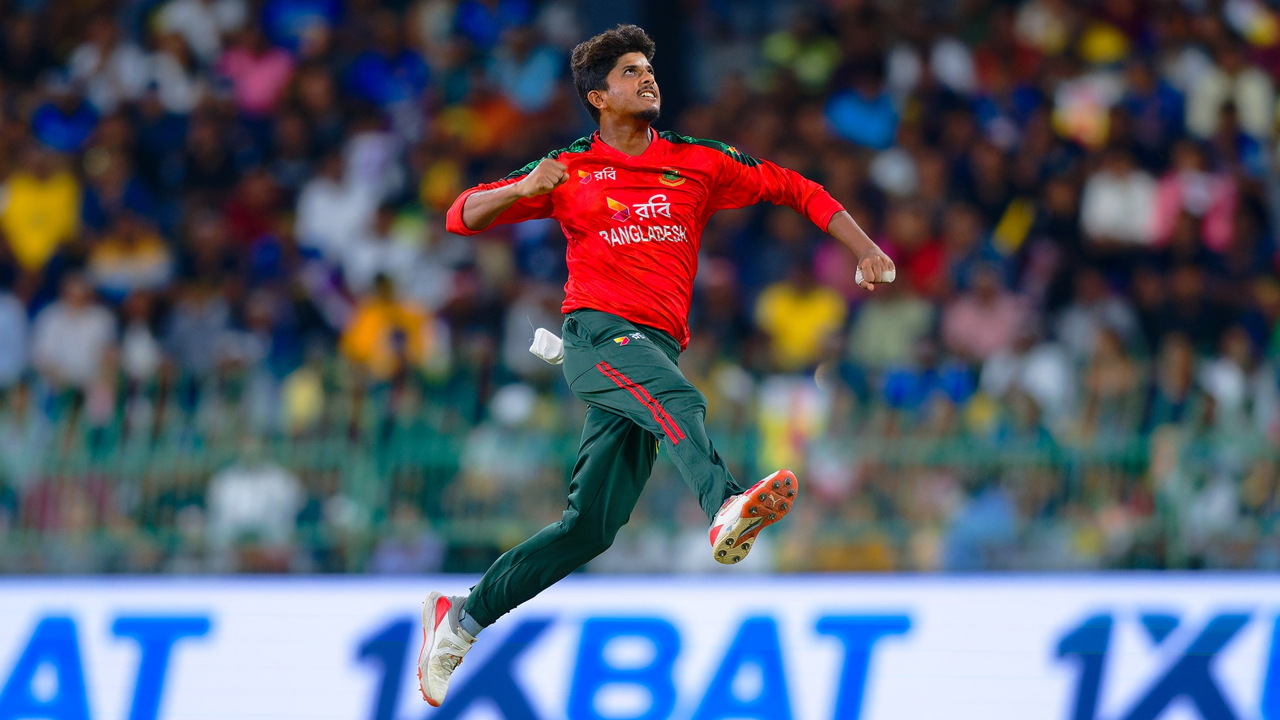 ৪৬৭৯ দিনের পুরনো রেকর্ড ভাঙলেন শেখ মেহেদী