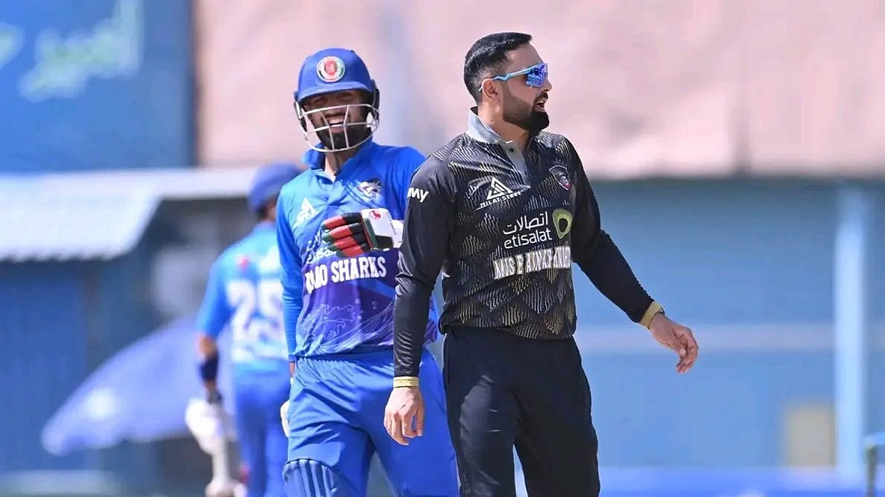 ফাইনালে দুর্দান্ত ব্যাটিংয়ে বাবাকে হারাল নবীর ছেলে