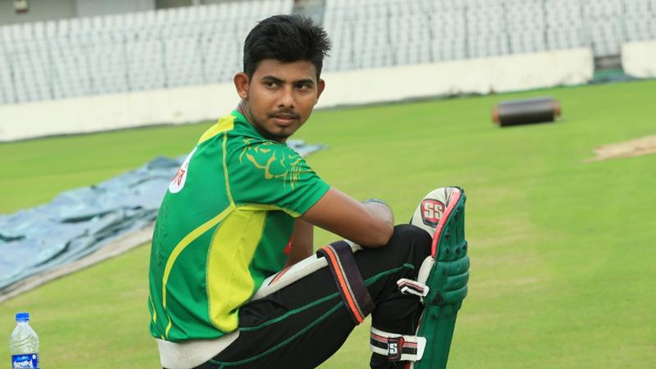 স্বপ্ন ভেঙে গেল মোসাদ্দেকের, বিসিবির সিদ্ধান্তে হতবাক!