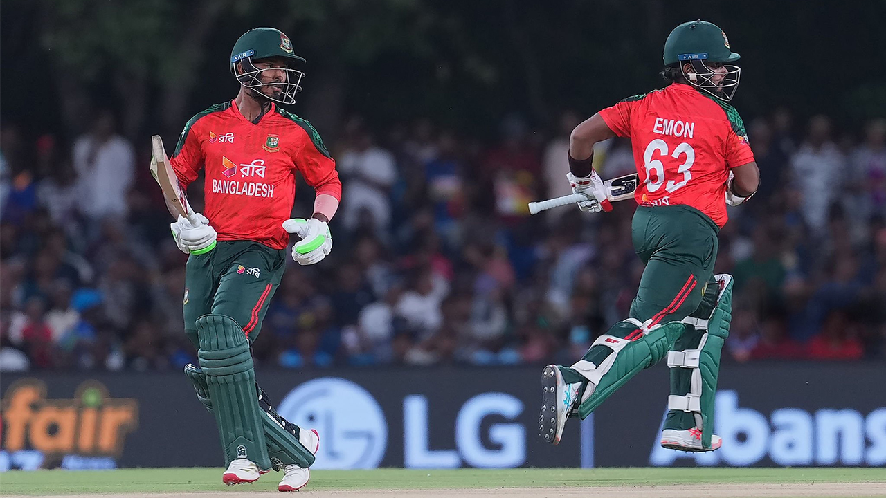 ১২ ম্যাচেই ছক্কার সেঞ্চুরি, তামিম-ইমনদের ব্যাটিংয়ে রেকর্ডের ঝড়!