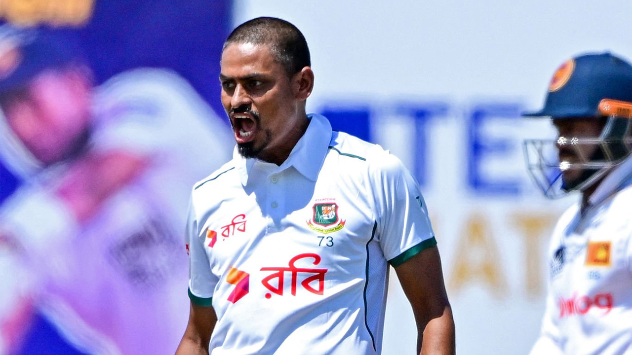 বাংলাদেশি বোলারদের মধ্যে যে রেকর্ড কেবল তাইজুলের!