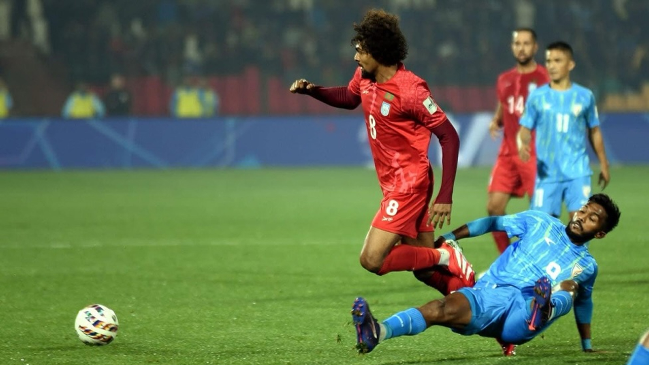 ৩০০ টাকায় দেখা যাবে হামজাদের ম্যাচ, টিকিট পাবেন যেভাবে