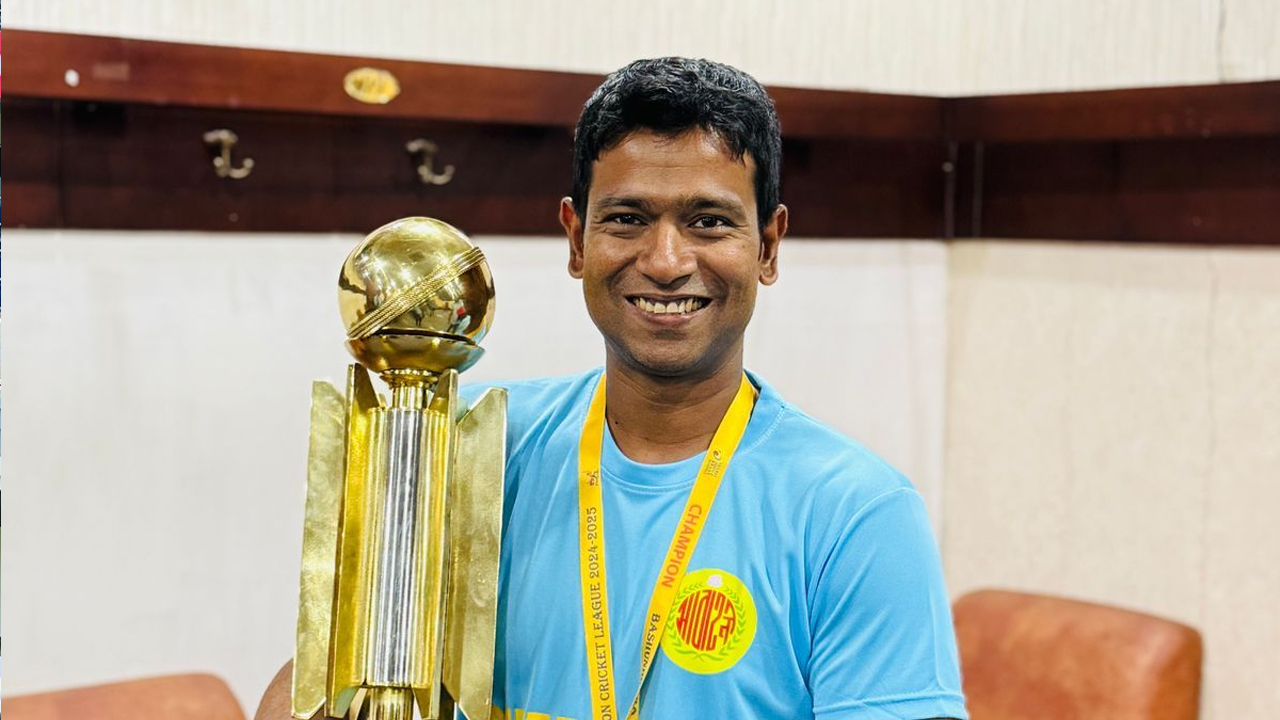 শিরোপা জিতিয়ে আবাহনী ছাড়লেন হান্নান, যাচ্ছেন কোথায়?