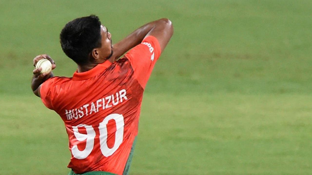 ইতিহাস গড়লেন মুস্তাফিজ