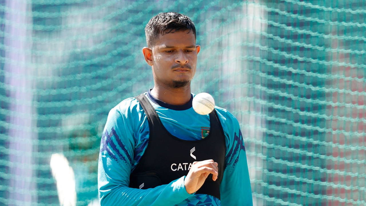 হঠাৎ নাসুমকে দুবাইয়ে উড়িয়ে নিল বিসিবি