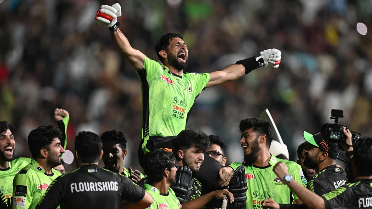 টি-টোয়েন্টিতে এমন ফাইনাল ম্যাচ আগে দেখা যায়নি