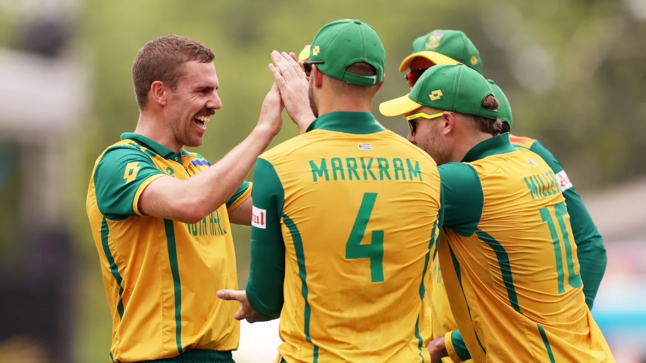 ১৮৯ উইকেট শিকার করা বোলারকে দলে ফেরাল আফ্রিকা