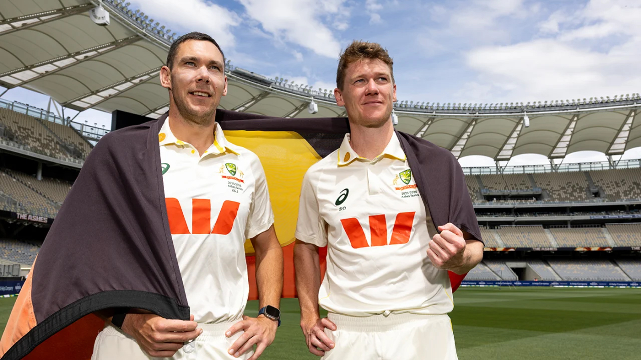 অ্যাশেজের প্রথম টেস্টে অস্ট্রেলিয়ার একাদশে কাঠমিস্ত্রি!