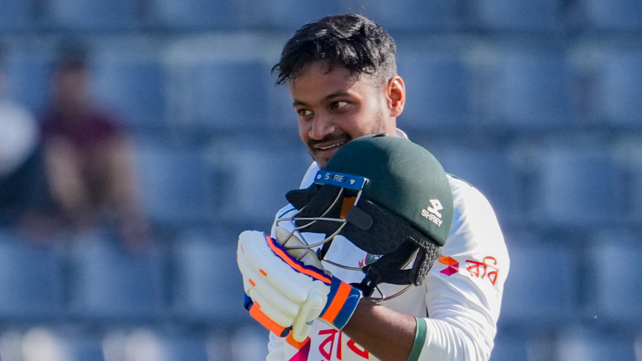 ১৭১ রান করেও কেন আক্ষেপে ডুবছেন জয়?