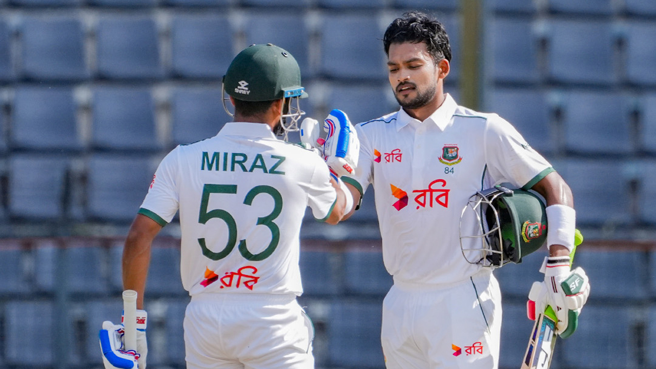 ৫৮৭ রানে ইনিংস ঘোষণা, দুই রেকর্ড হাতছাড়া করল বাংলাদেশ