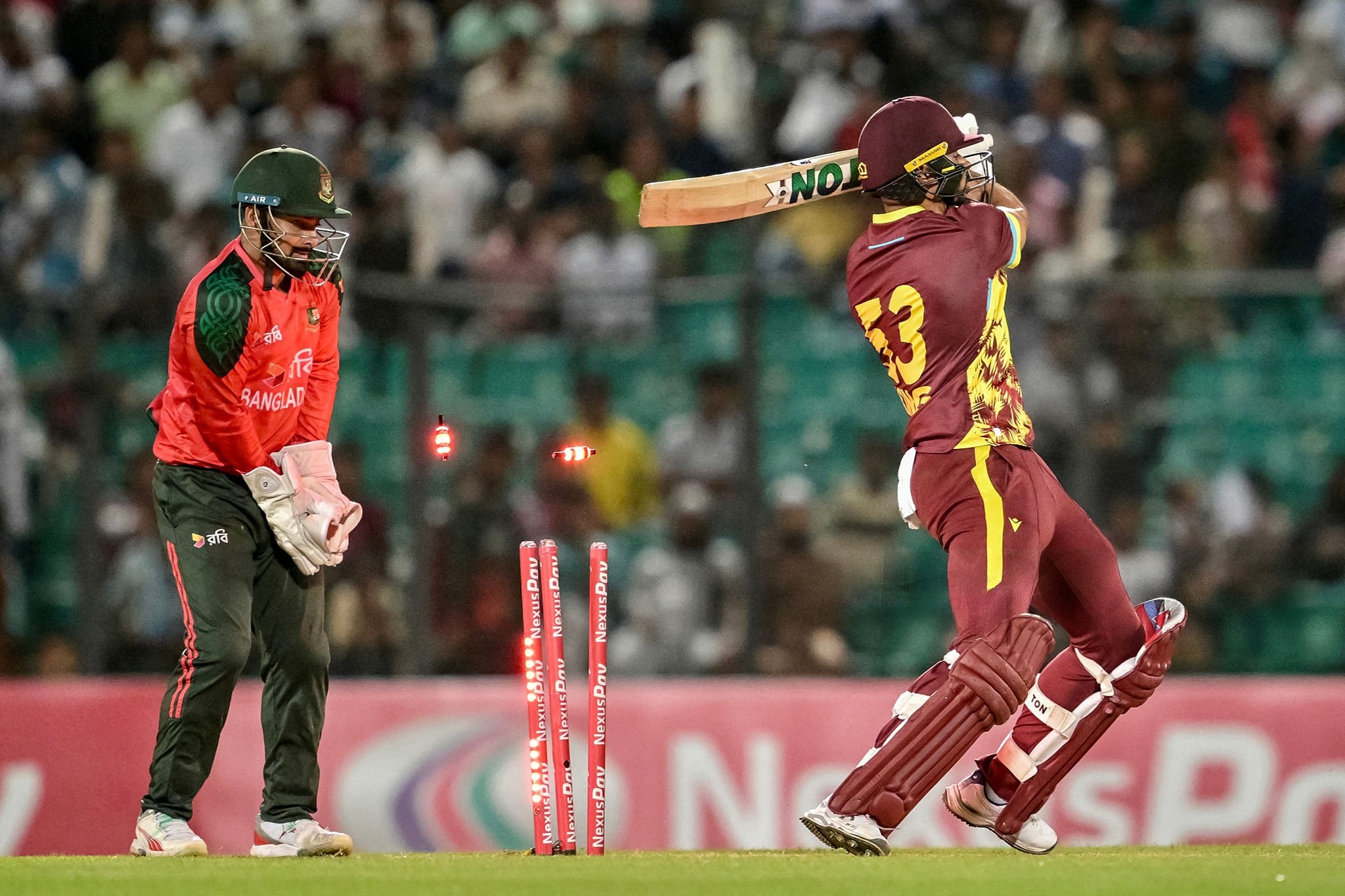 ১৫২ দিন পর ফের হোয়াইটওয়াশ হলো বাংলাদেশ
