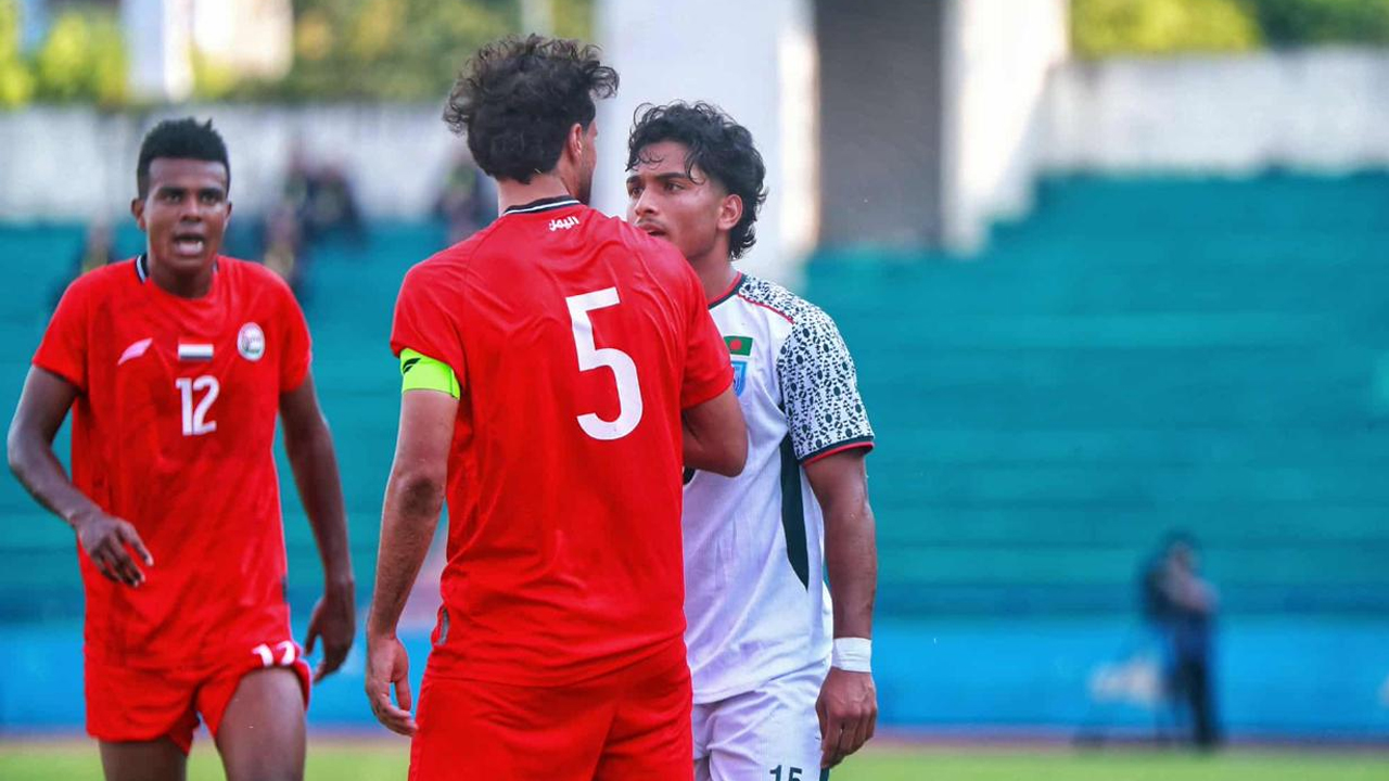 আওয়ামীর শেষ মিনিটের গোল হারল বাংলাদেশ