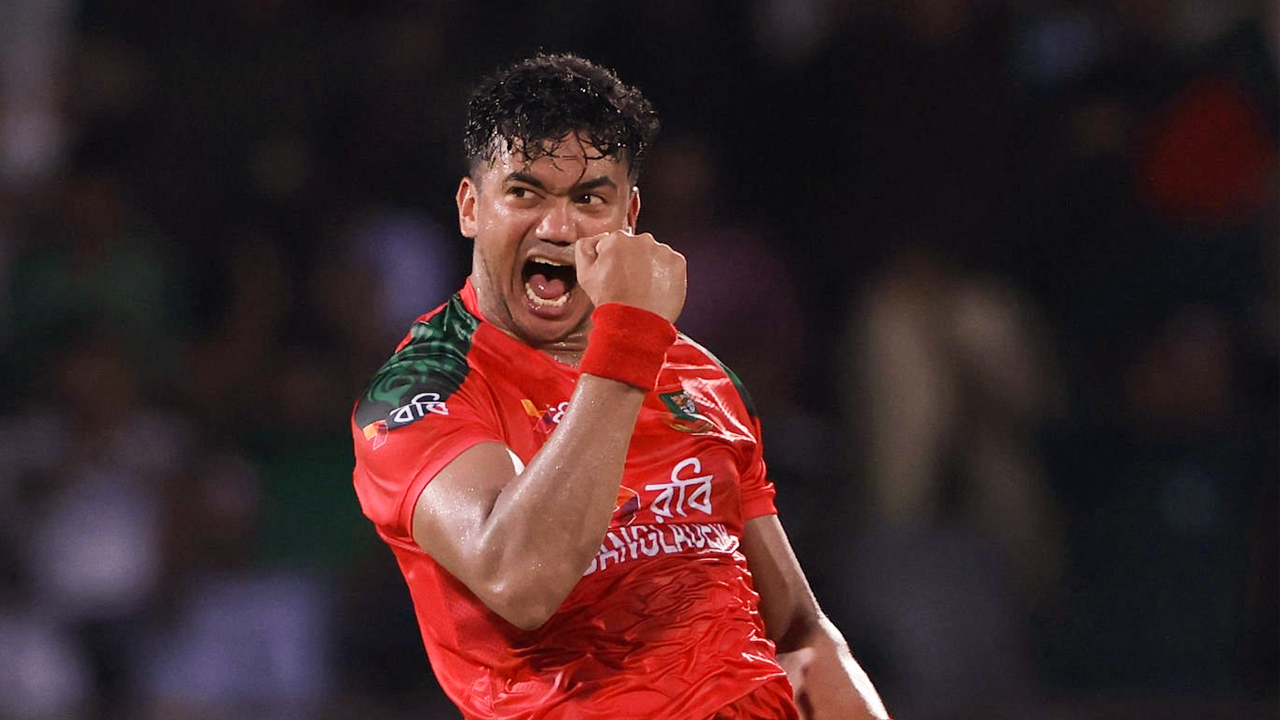 এশিয়া কাপ নিয়ের আশার গল্প শোনালেন তাসকিন
