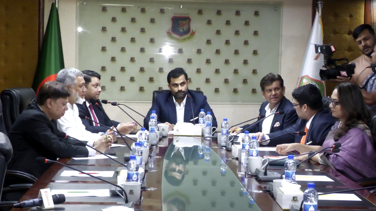 বিসিবির অ্যাডহক কমিটি: দেখে নিন ১১ সদস্যের পরিচয়