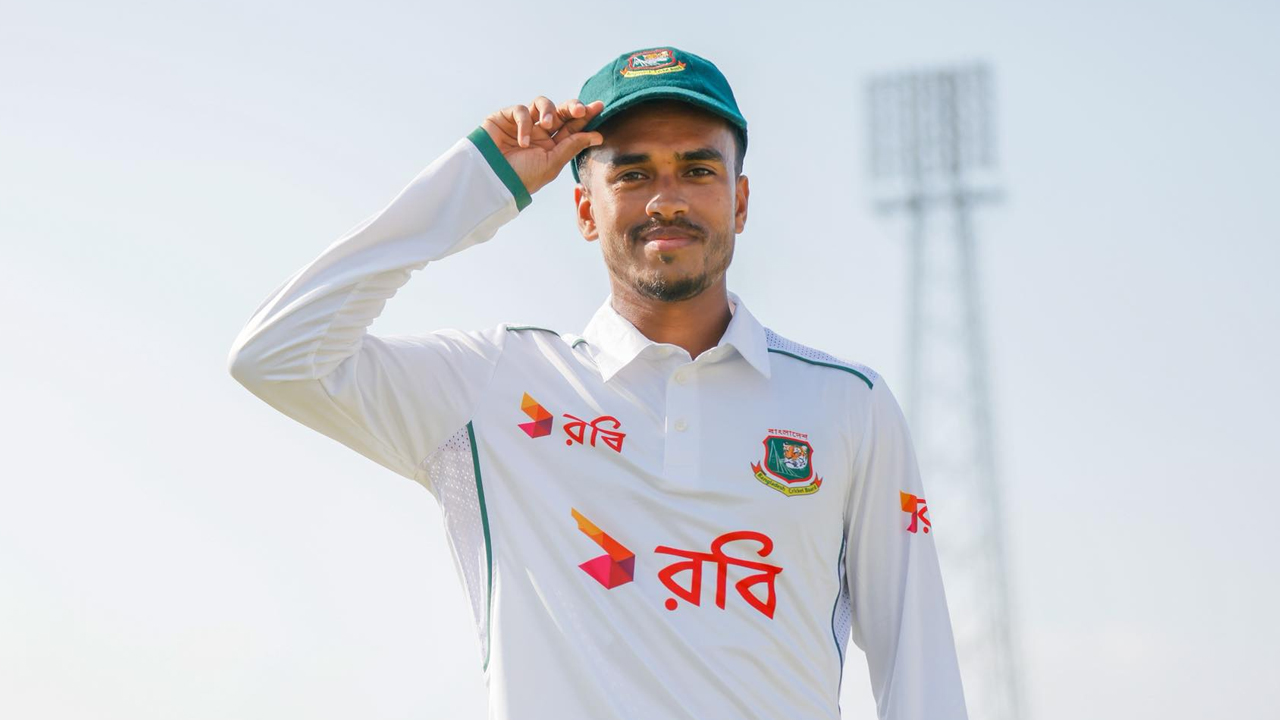 অভিষেক সিরিজে ১২ উইকেট নিয়ে কেন বাদ পড়লেন মুরাদ?