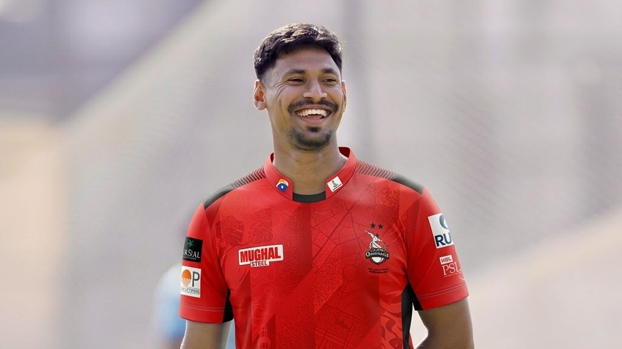 ডট বলের রাজা মোস্তাফিজ, গড়েছেন নতুন রেকর্ড