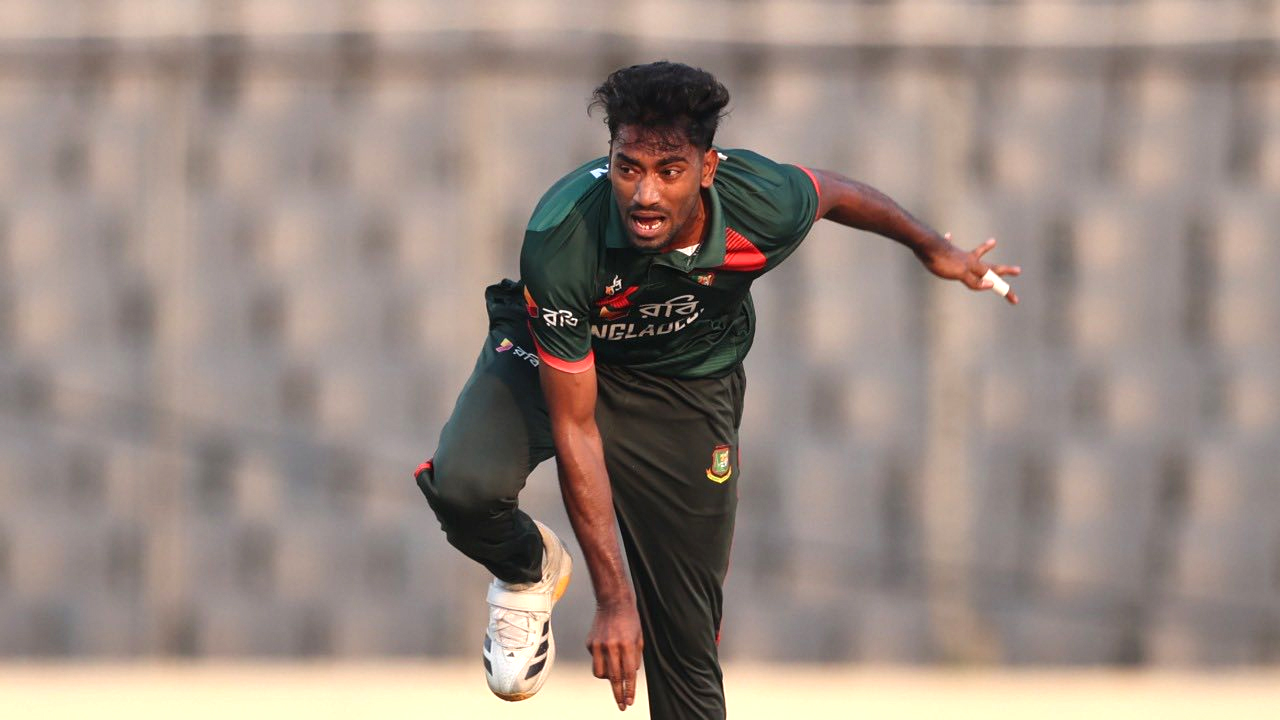 জাতীয় দলে ফিরে যা বললেন রিপন মণ্ডল