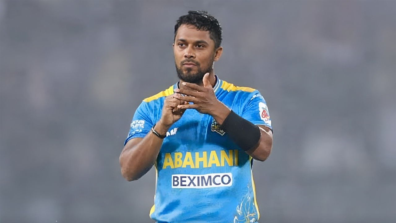 চ্যাম্পিয়ন আবাহনীতে ফের তারকার মেলা