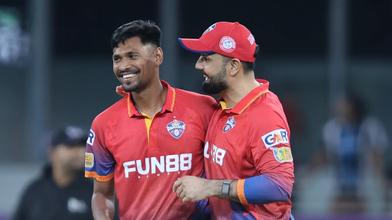 ১৫ উইকেট নেওয়া মোস্তাফিজকে ধরে রাখলো ক্যাপিটালস