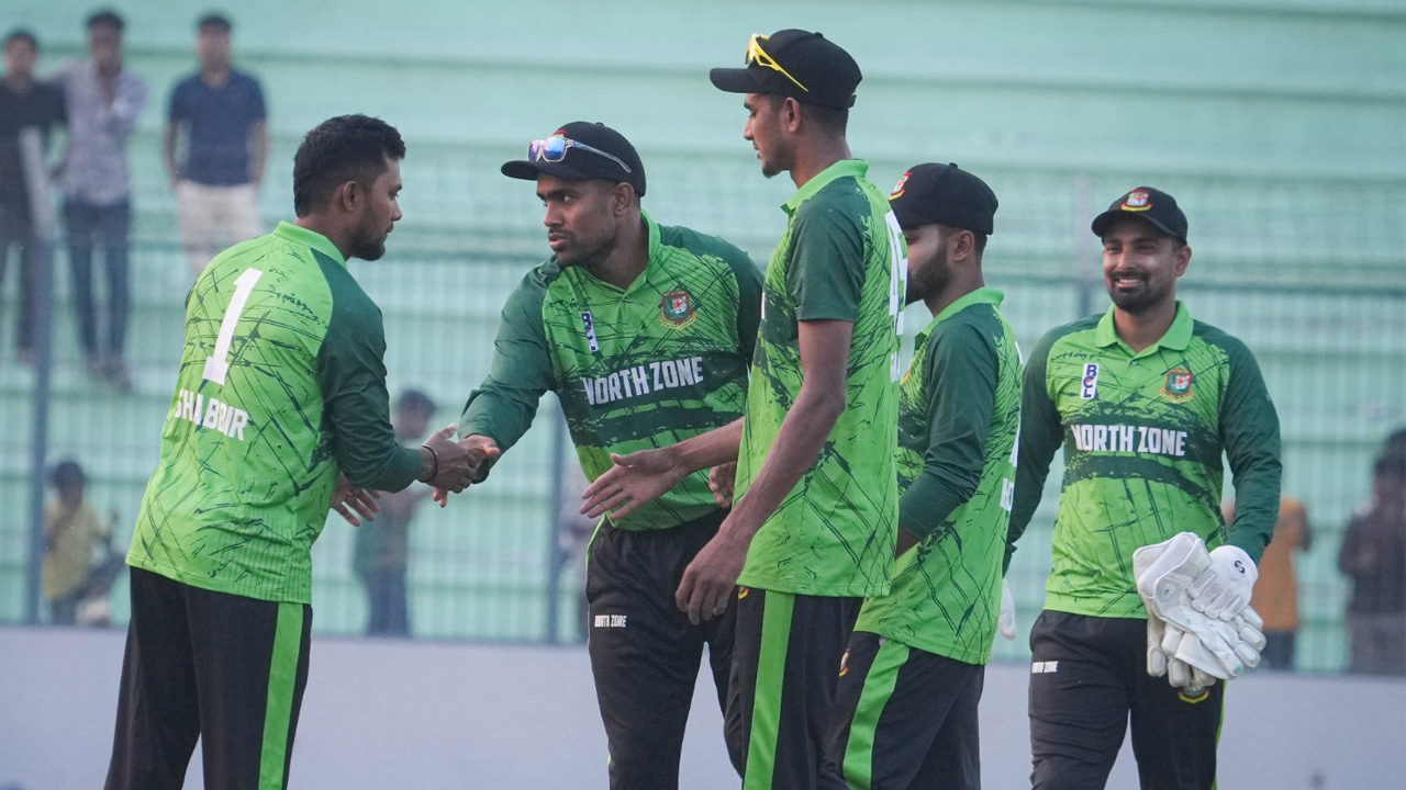 বিসিএলের উদ্বোধনী দিনেই ২ সেঞ্চুরি, ৬ ফিফটি