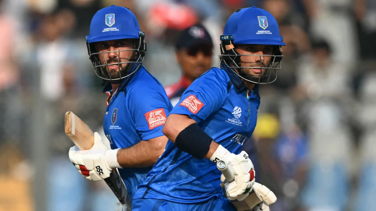 ইতালিকে ১০ উইকেটে জিতিয়ে দুই ভাইয়ের ইতিহাস