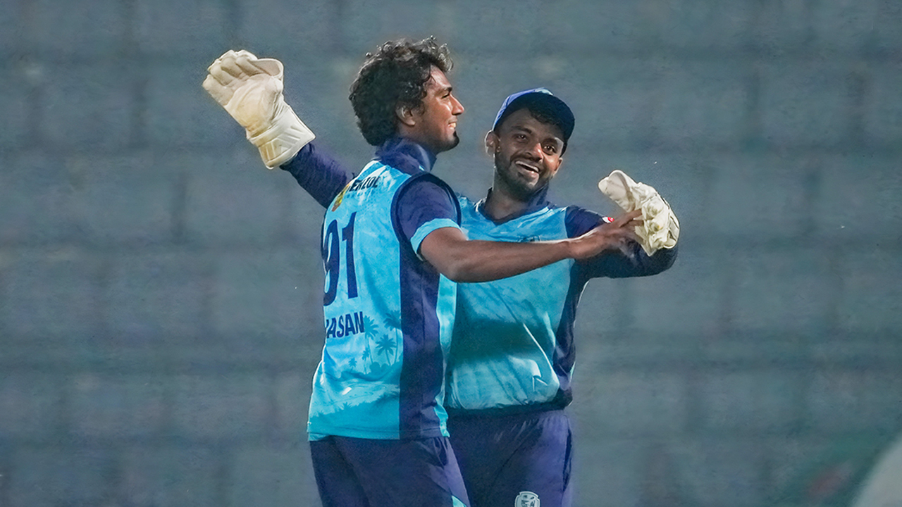 ছয় ম্যাচ পর ৯ রানে জিতল নোয়াখালী এক্সপ্রেস