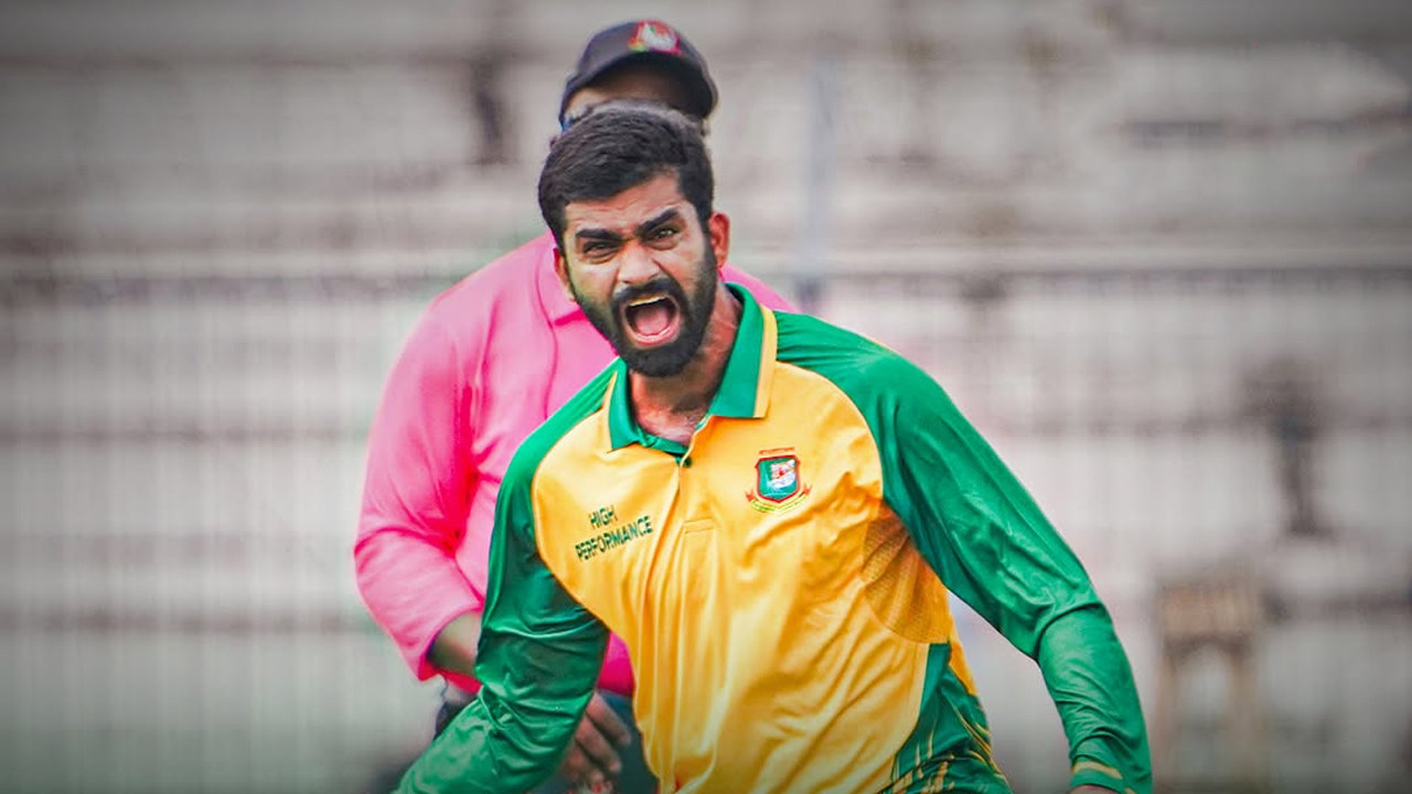 জাকিরের সেঞ্চুরি আর আলিসদের ঘূর্ণিতে জয় পেল বাংলাদেশ