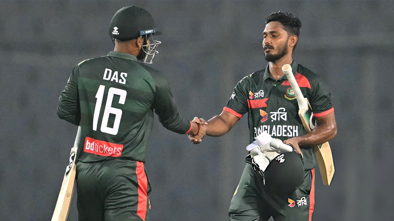 ২০৯ বল হাতে রেখেই পাকিস্তানকে হারাল বাংলাদেশ