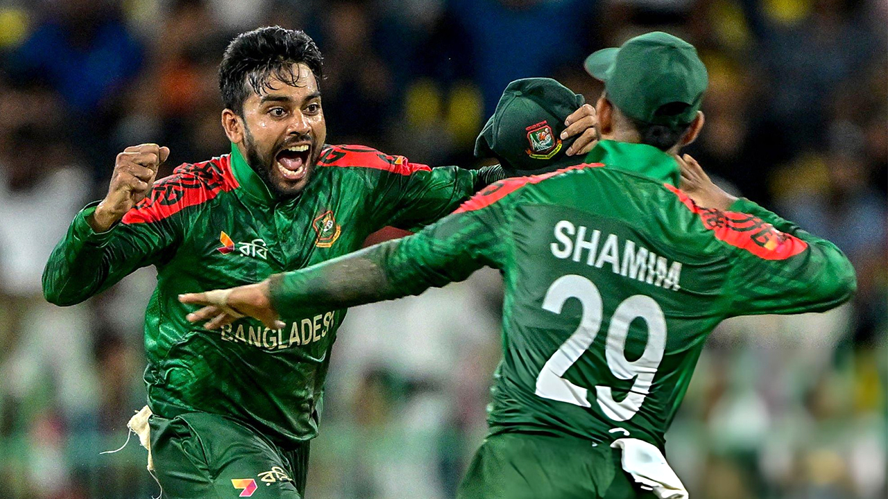শান্তর বদলি হিসেবে দলে ফিরছেন স্পিন অলরাউন্ডার
